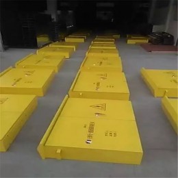 深圳厂*定制低压配电箱防雨箱配电柜供应