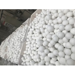 刚玉陶瓷球高铝耐磨球氧化铝耐磨球厂家直销现货供应