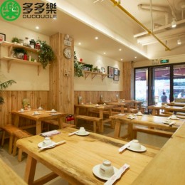 工厂供应木屋烧烤店实木餐桌椅