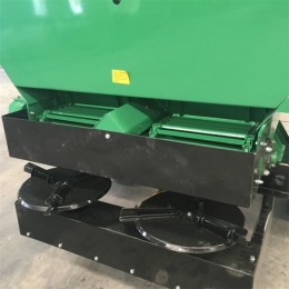 大型农家肥撒肥车，液压式撒肥车