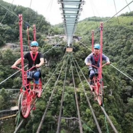 河北大型网红桥高空自行车加工厂家