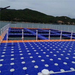 水上养殖搭建浮台浮筒 港口码头浮台摩托艇停放泊位浮箱