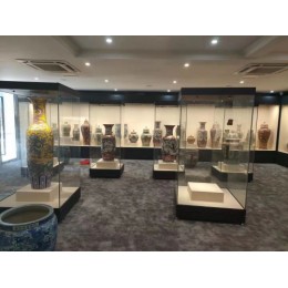 隆城展示博物馆展示柜厂*-深圳专业博物馆展柜制作工厂