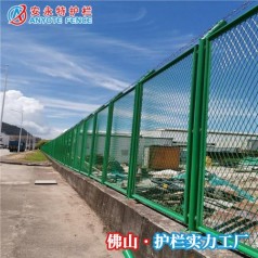 广西供电站边框护栏网 贺州山林防护围栏底价批发