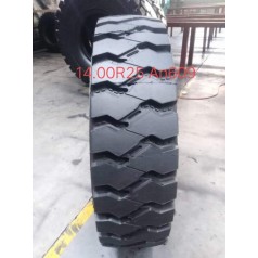 华鲁工程胎14.00R25